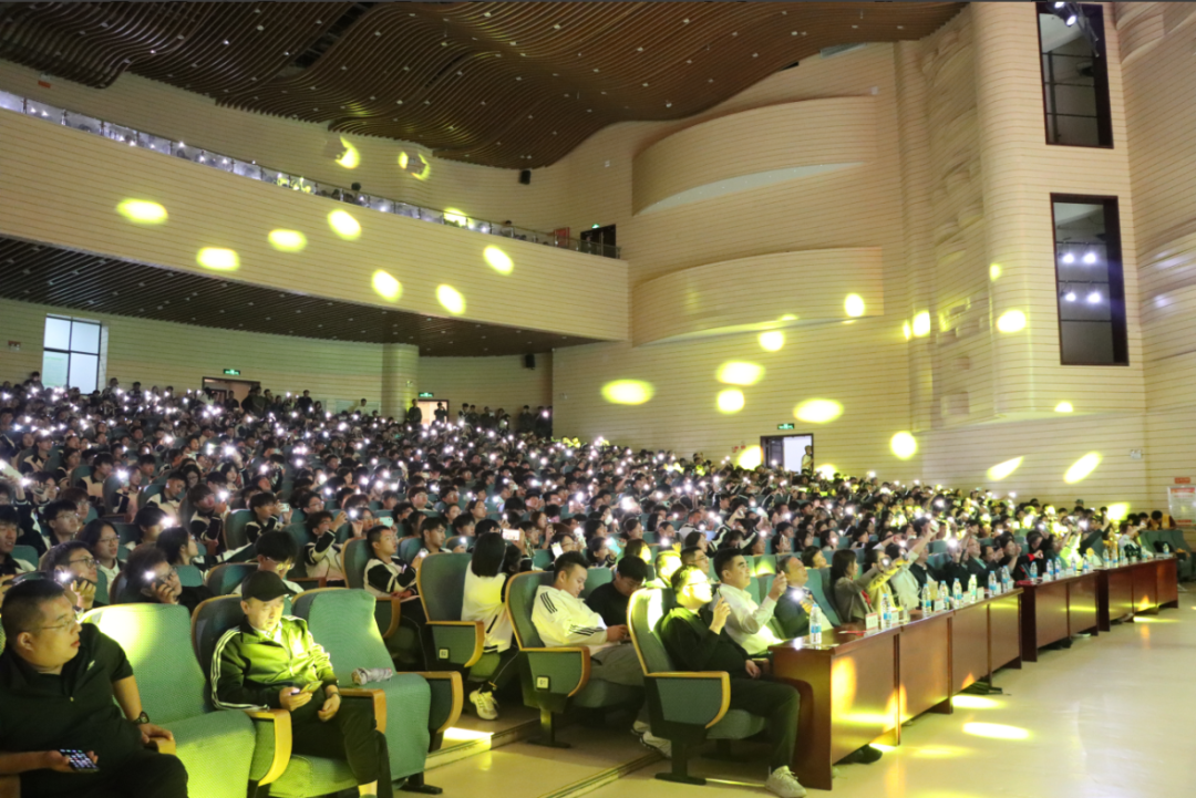 屏幕截图 2025-09-18 225449.png